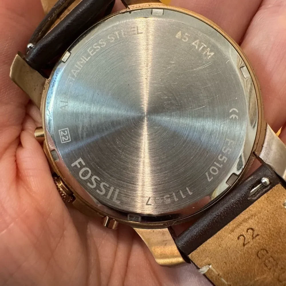 Fossil Men's Brown Leather Band Analog Water-Resistant Dress Watch FS-5107